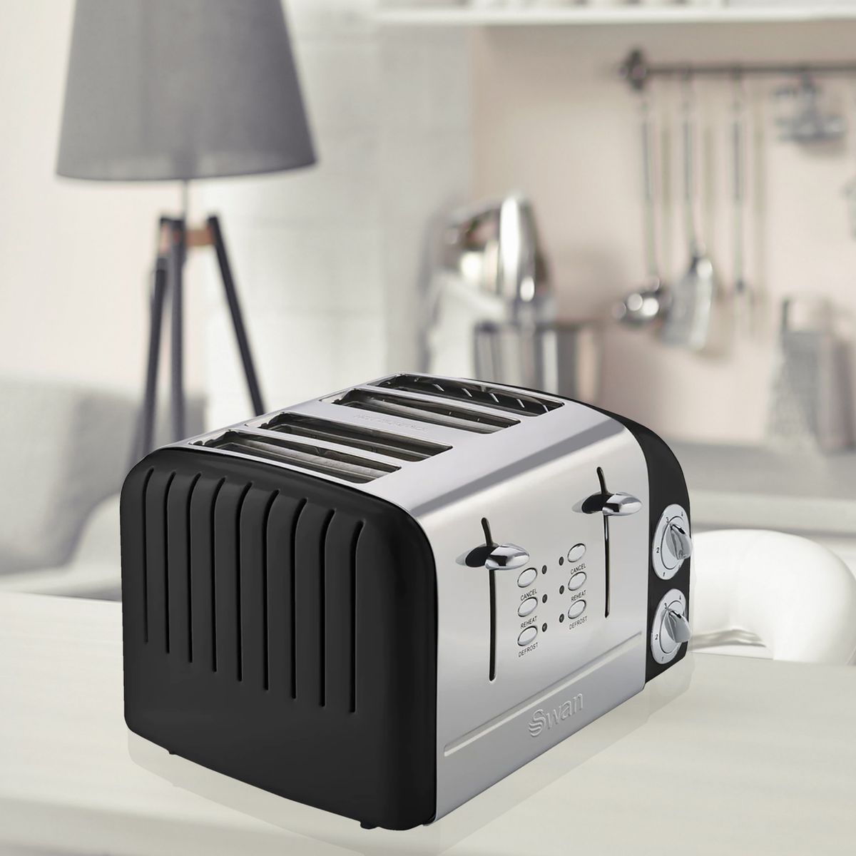 Swan Retro Black 4 Slice Toaster-SRT6B